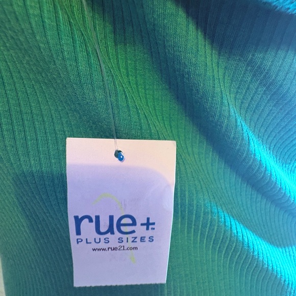 NWT. Rue21. Green One-Shoulder Ribbed Top - Picture 10 of 11